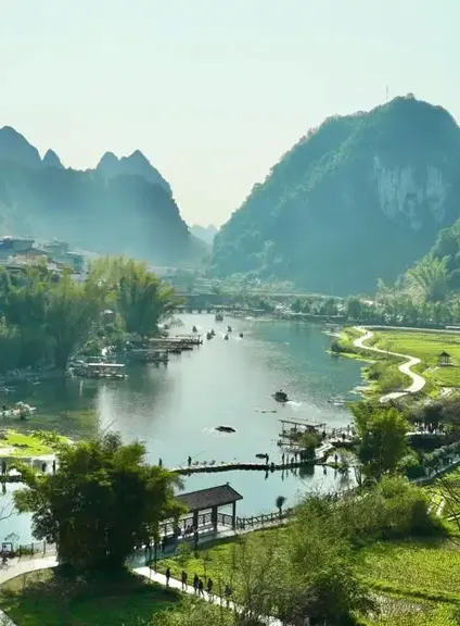 一个人的旅行,从广西靖西开始,边关山水和鹅泉古韵都很舒服,不做住上三五天,心累了就赶紧出发!