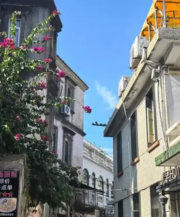 一个人的旅行,从福建厦门开始,不用攻略,吹吹海风看看骑楼就很放松!!!心累了,去小住三五天!
