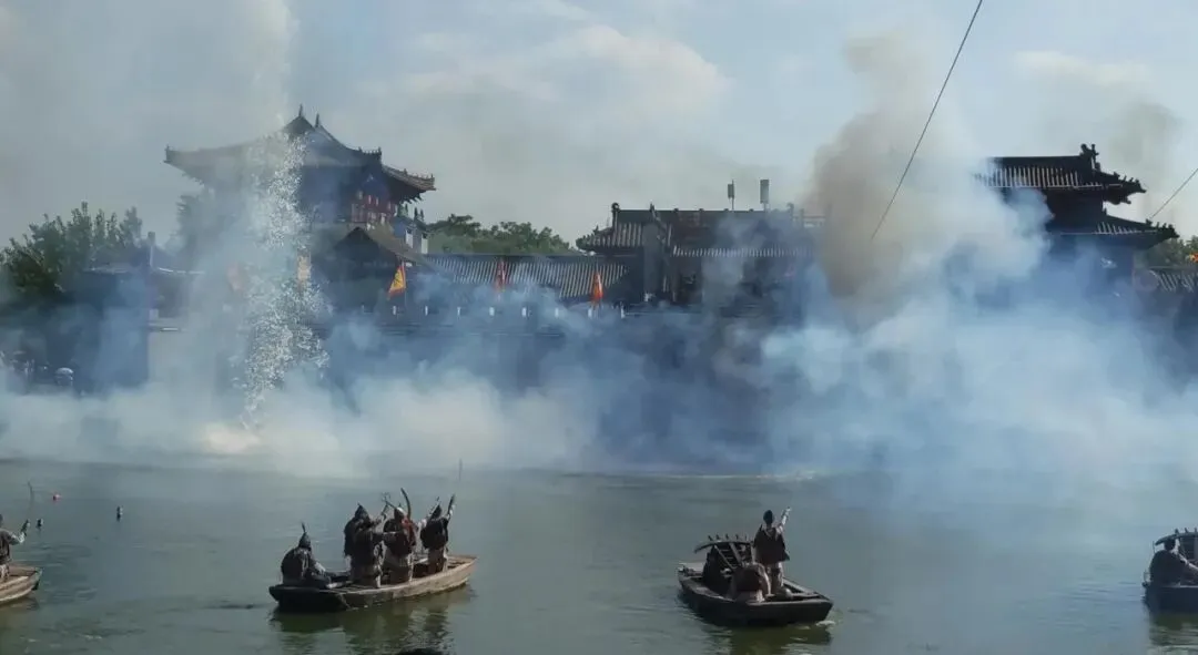如今的开封,会平等地惩罚每一个不做游玩攻略的人