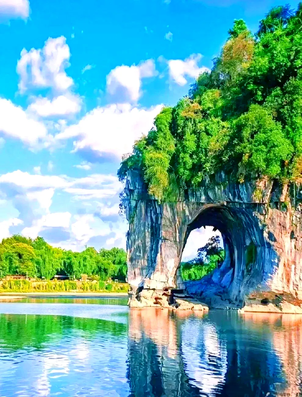 桂林旅游攻略|桂林山水甲天下,漓江画卷,喀斯特峰林,山水如画 |必去景点、交通吃住、行程一次讲清