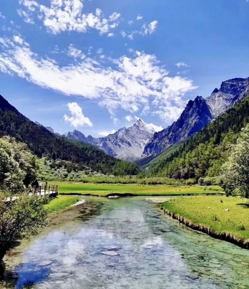 稻城亚丁旅行攻略|四季最佳出行时间,别再选错季节