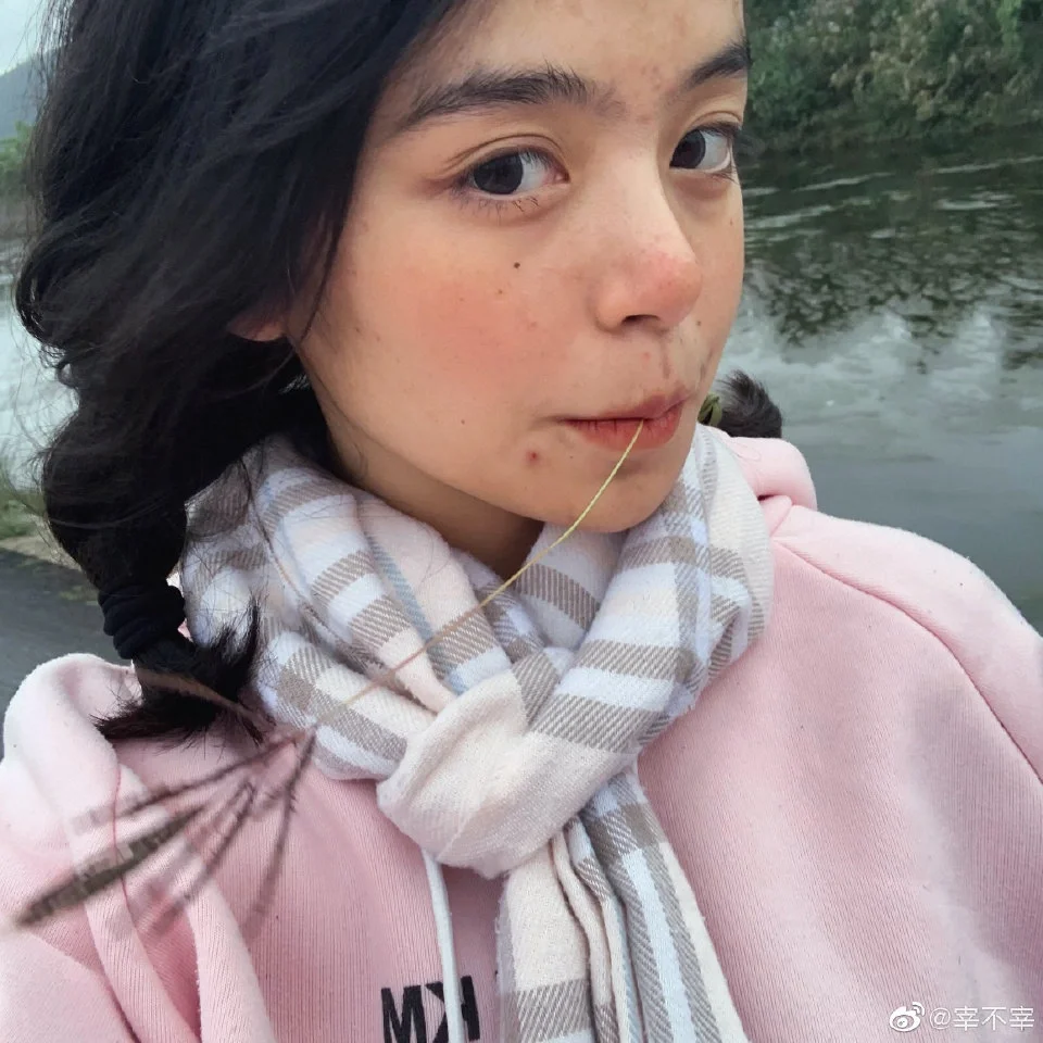 真是个迷人的女孩子