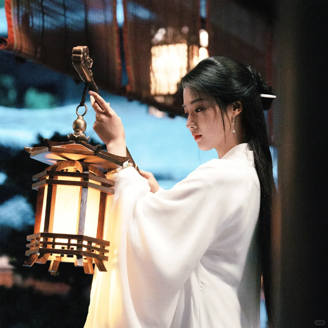 梦回上官浅🪞