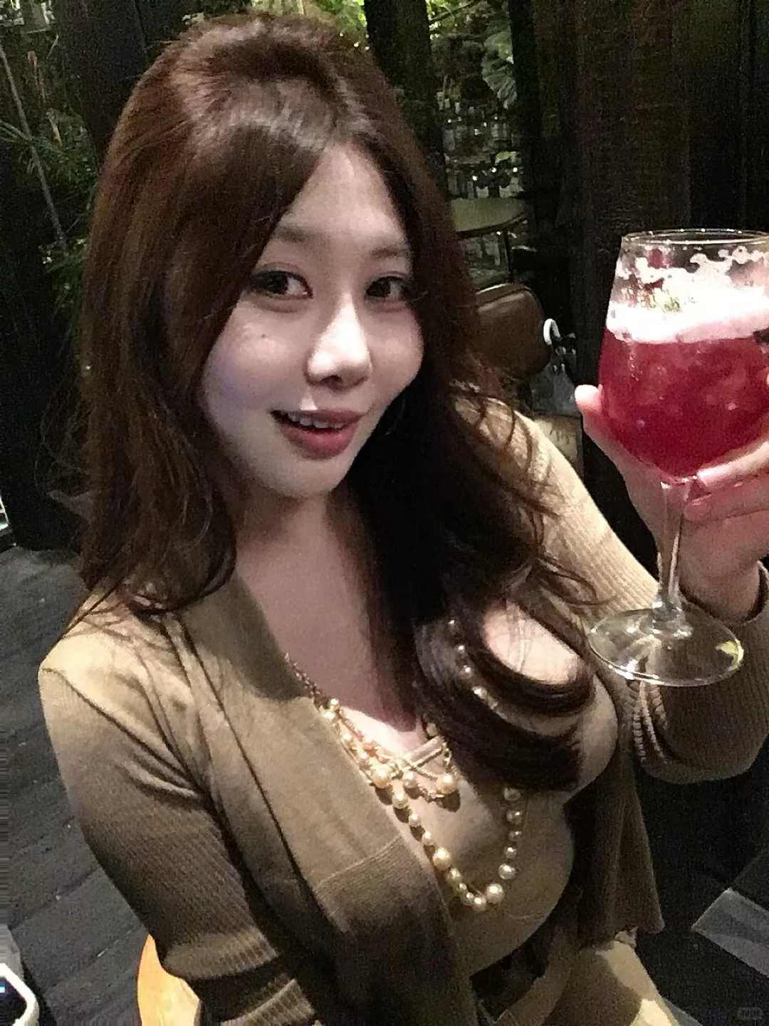 娇妻日常穿搭：待会儿来接我回家好吗？