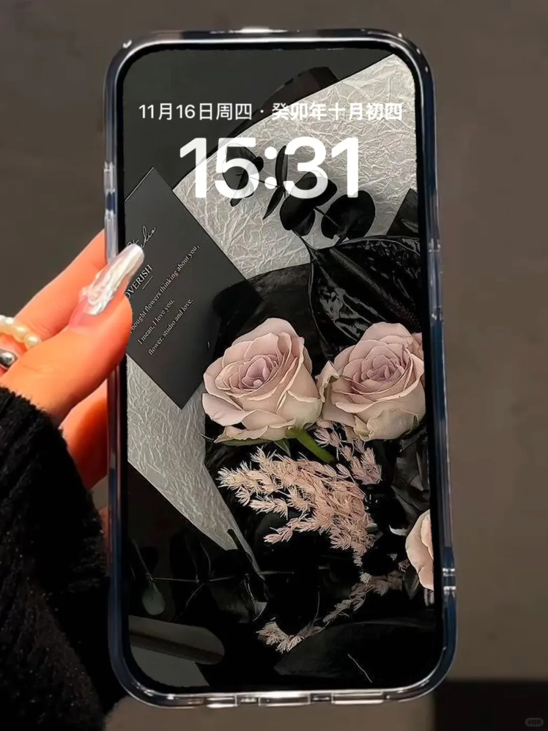 🔴标题：❸❼❷期 ins高级感壁