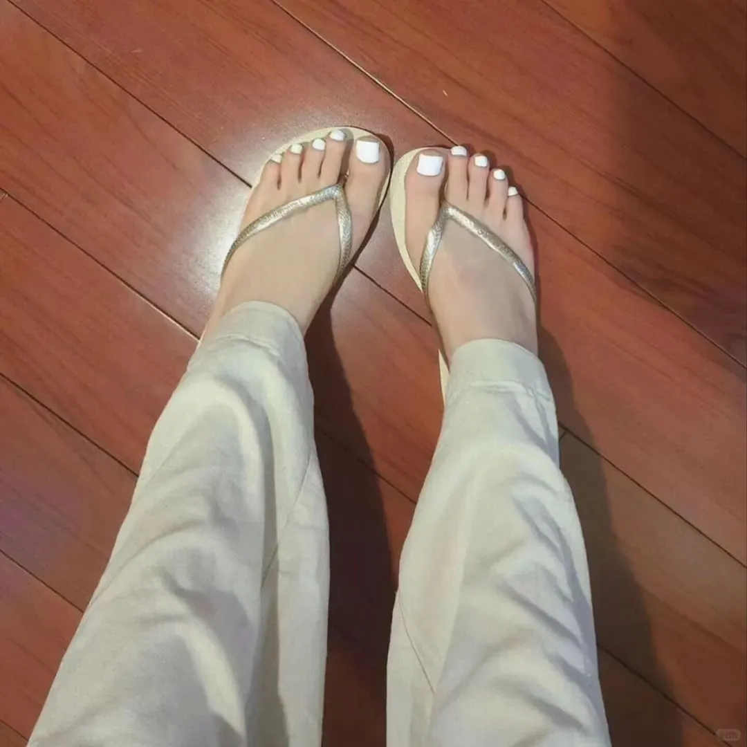 好看的脚丫丫