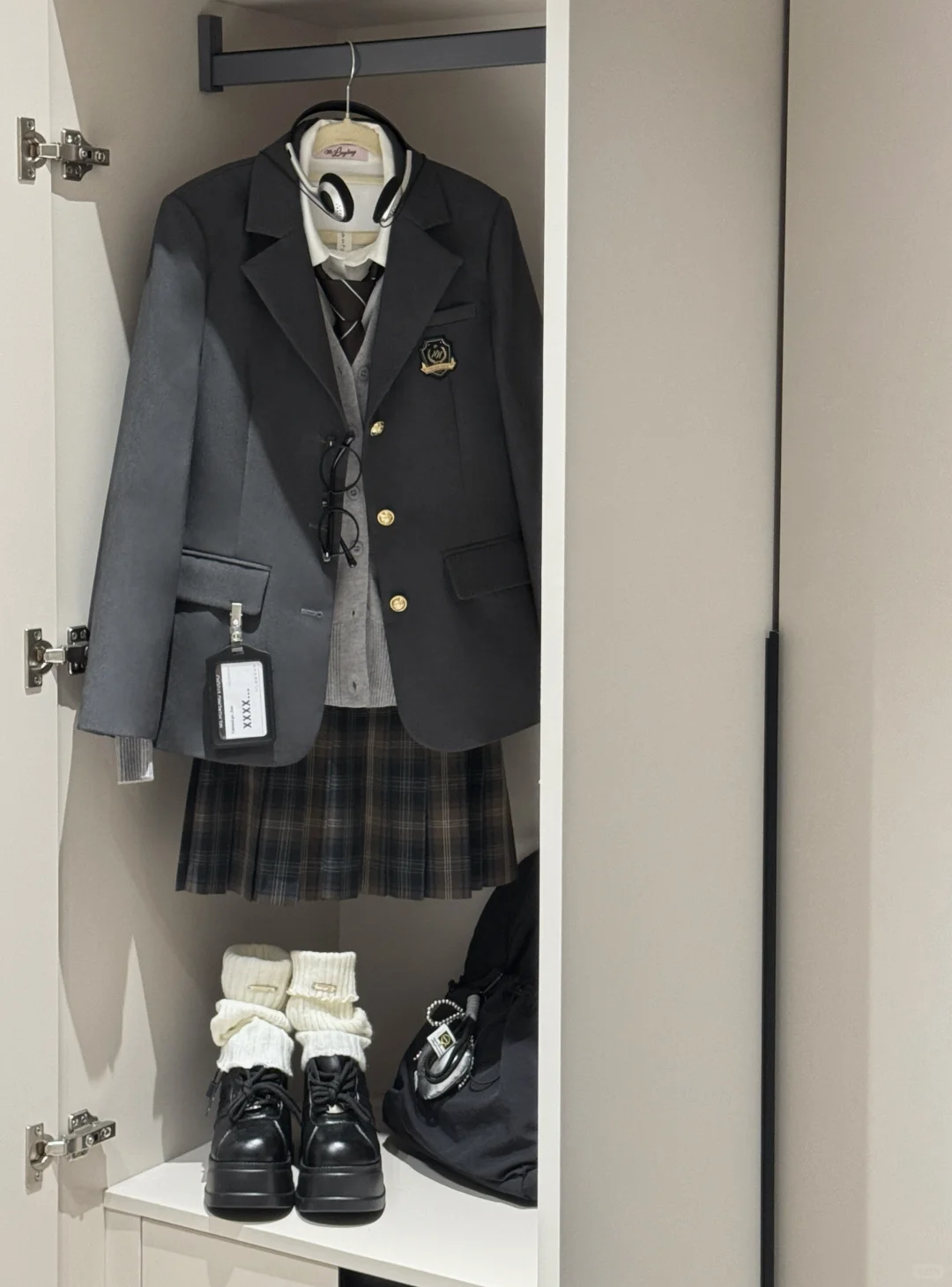 秋冬JK叠穿真叫是个权威！