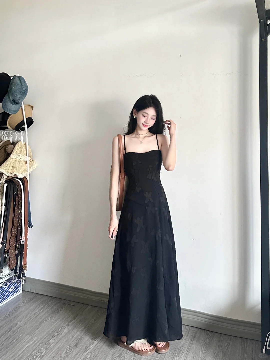 158cm！挖到一条长度合适的吊带长裙！