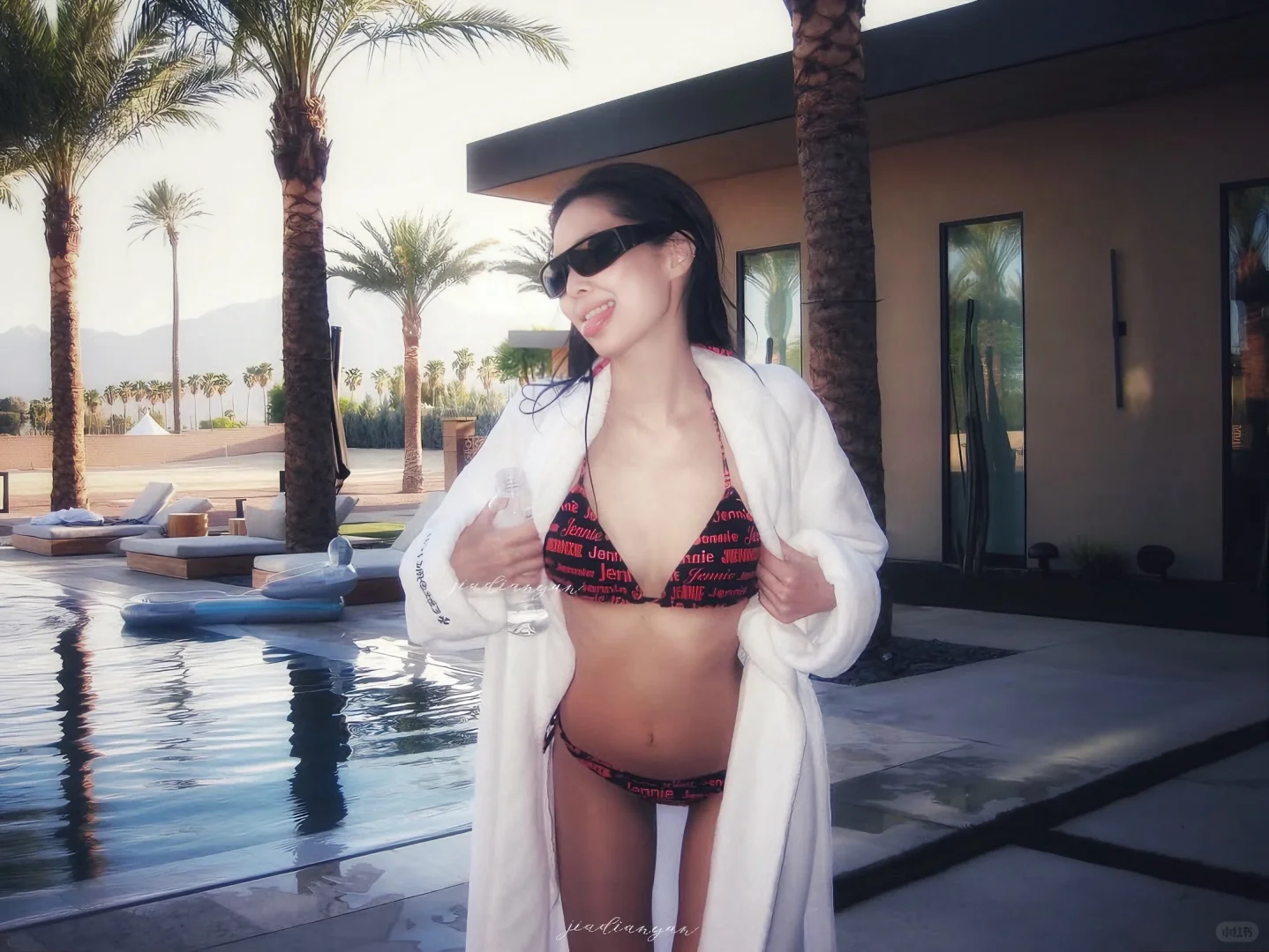 Jennie👙