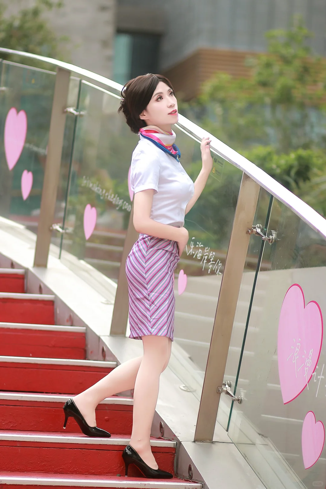 穿上制服真的太美啦！