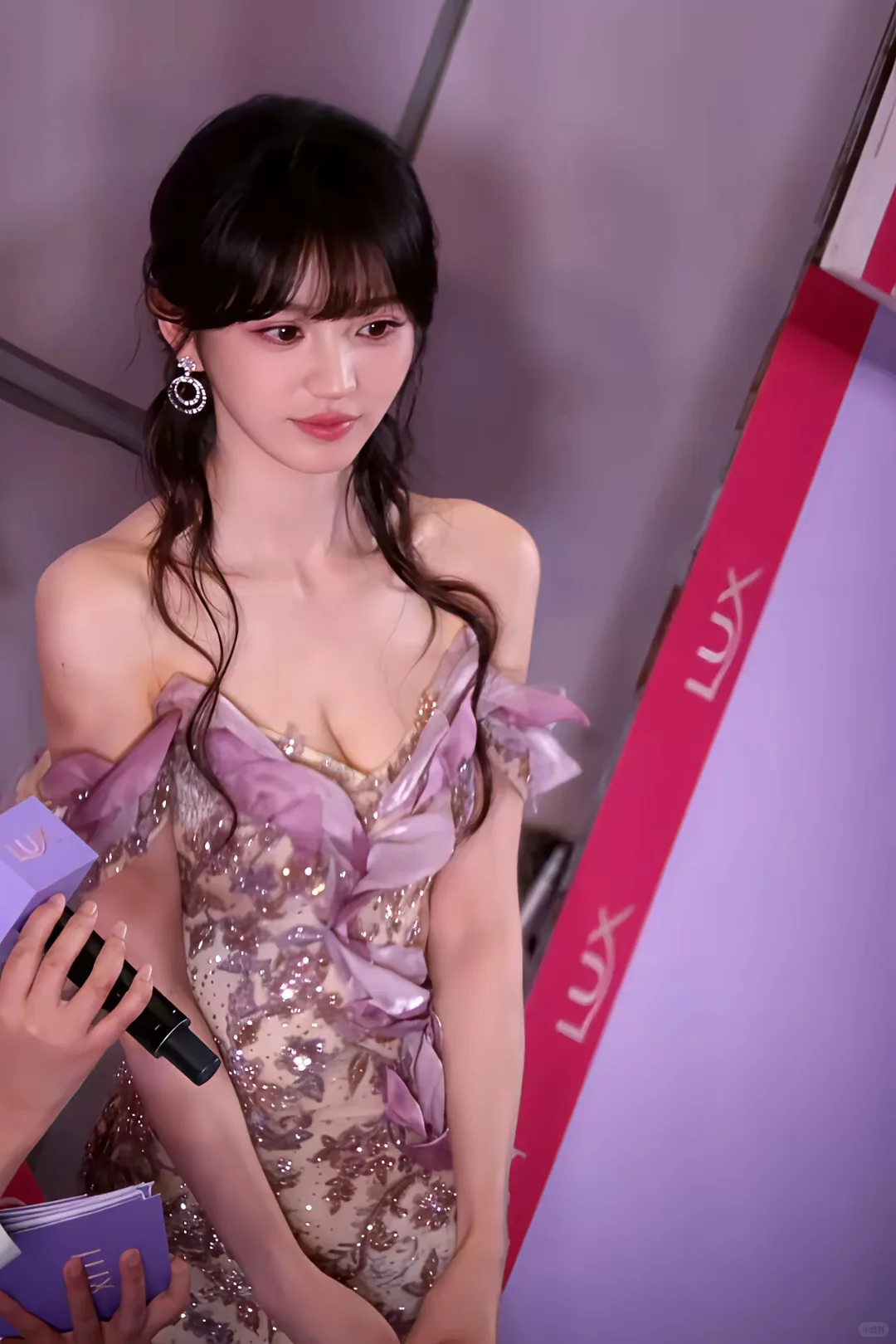 甜妹田曦薇，爱笑的女孩运气不会差！❤