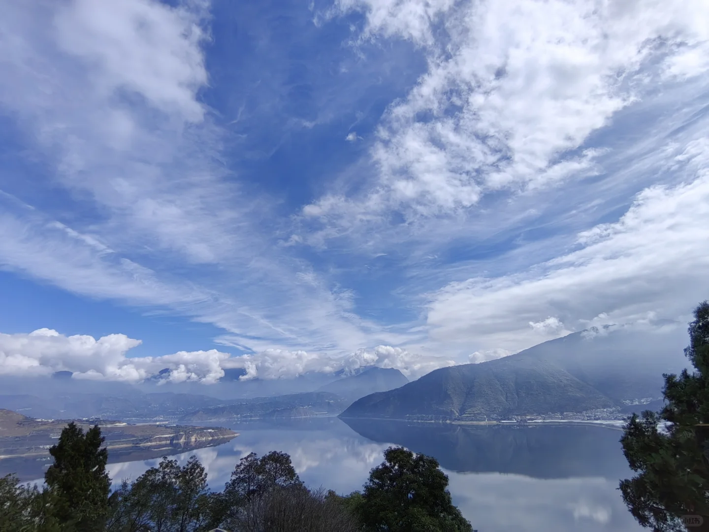 湖山云境