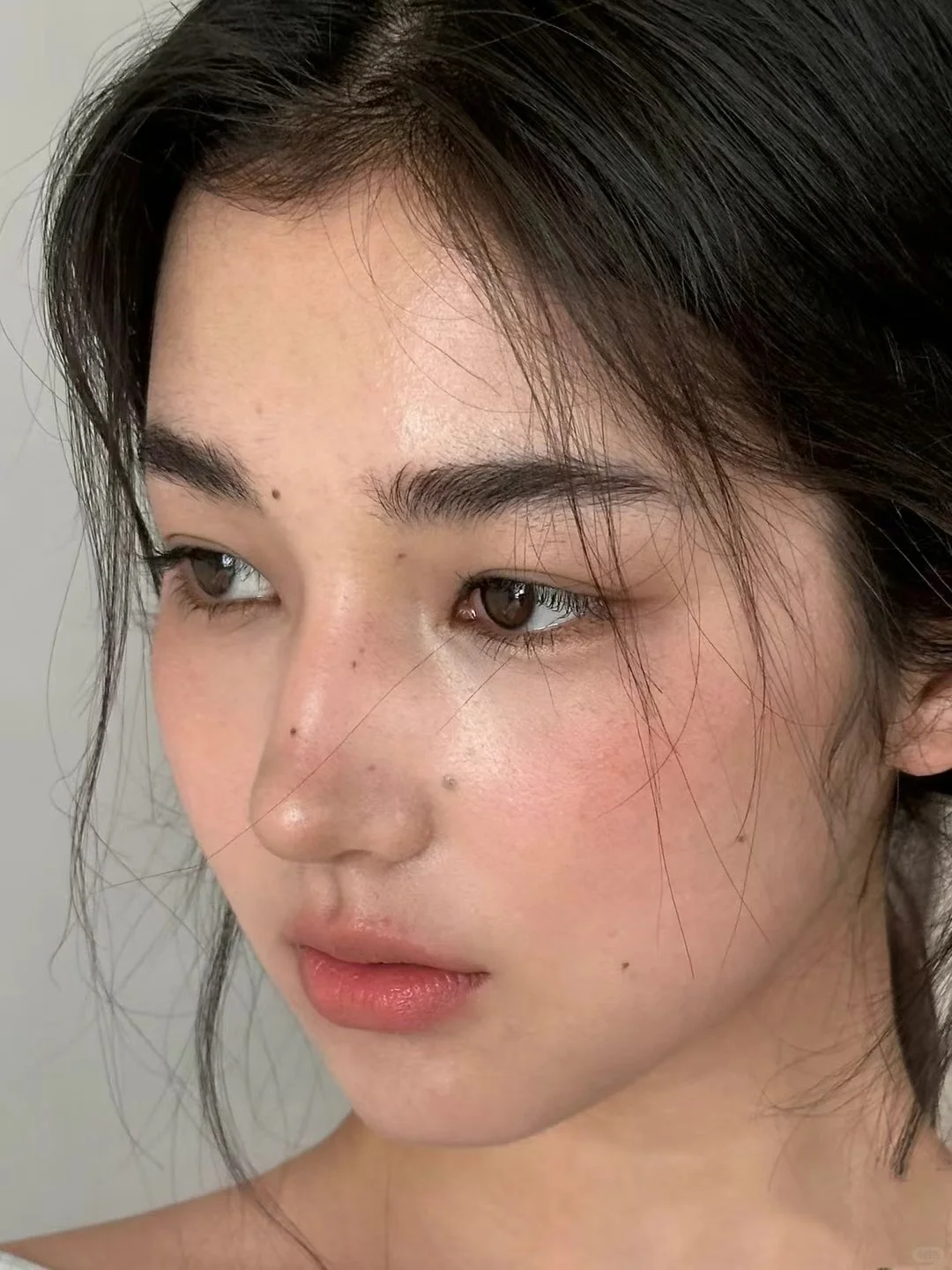 被原生美暴击❗️专业模特都在用野生感妆容