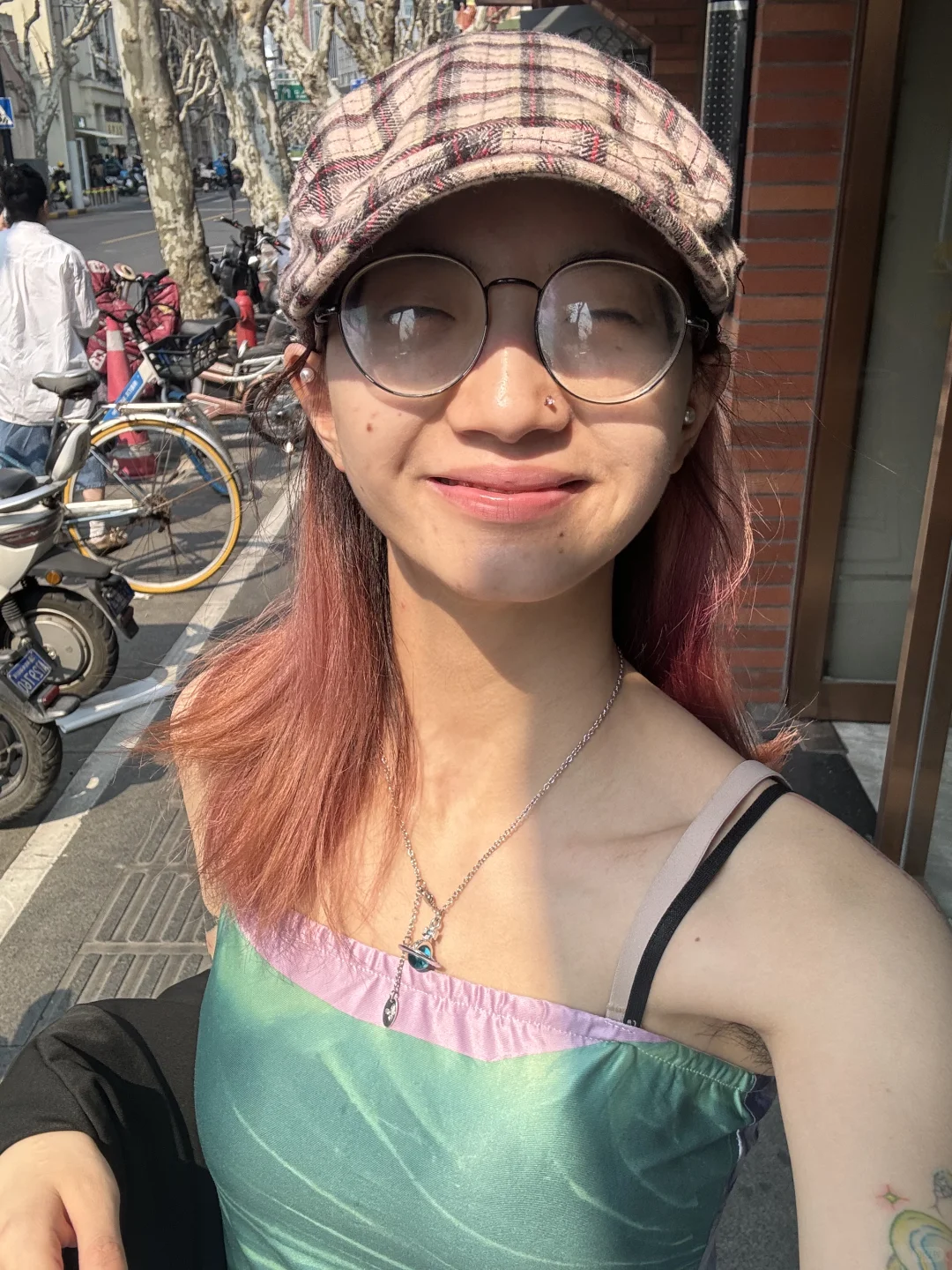 野生女王之不化妆竟然这么爽