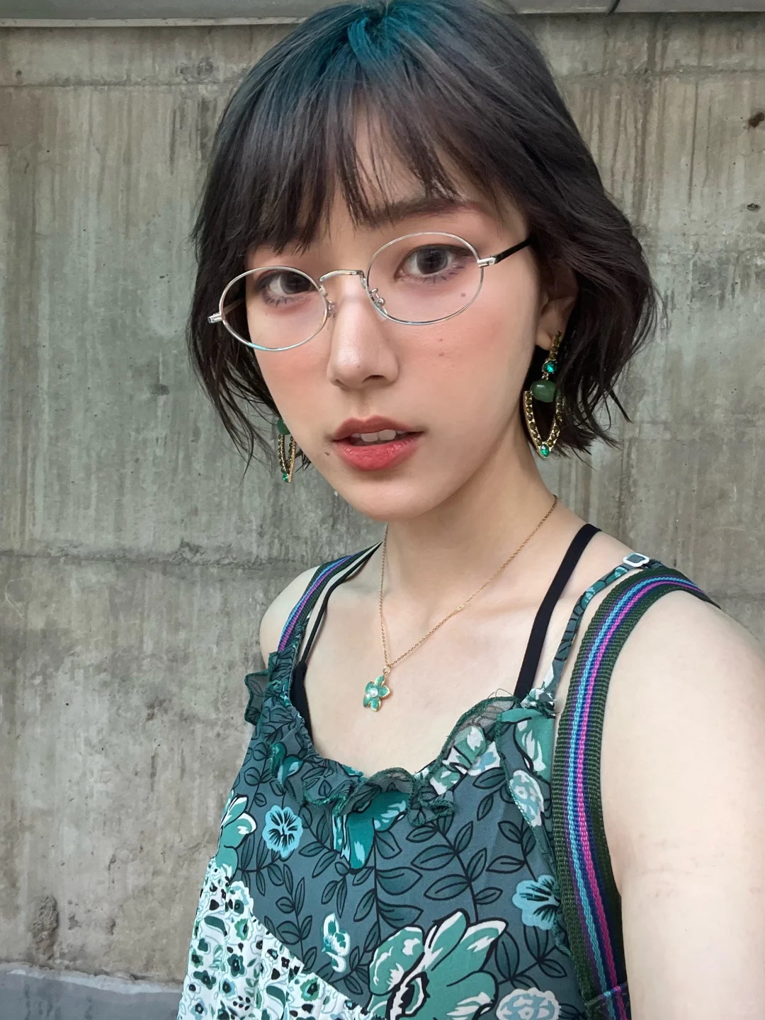 冷绿色恶女