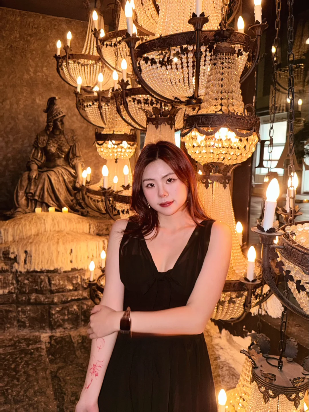 武汉女大生日在哪出片？爵士+葡萄酒微醺