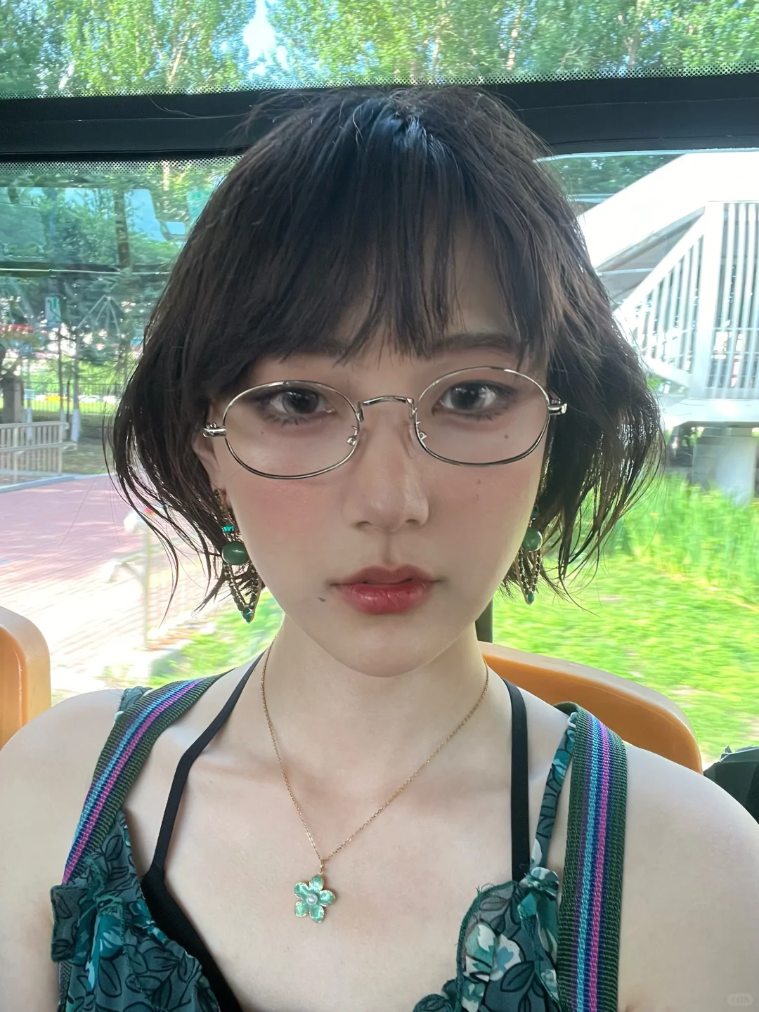 冷绿色恶女
