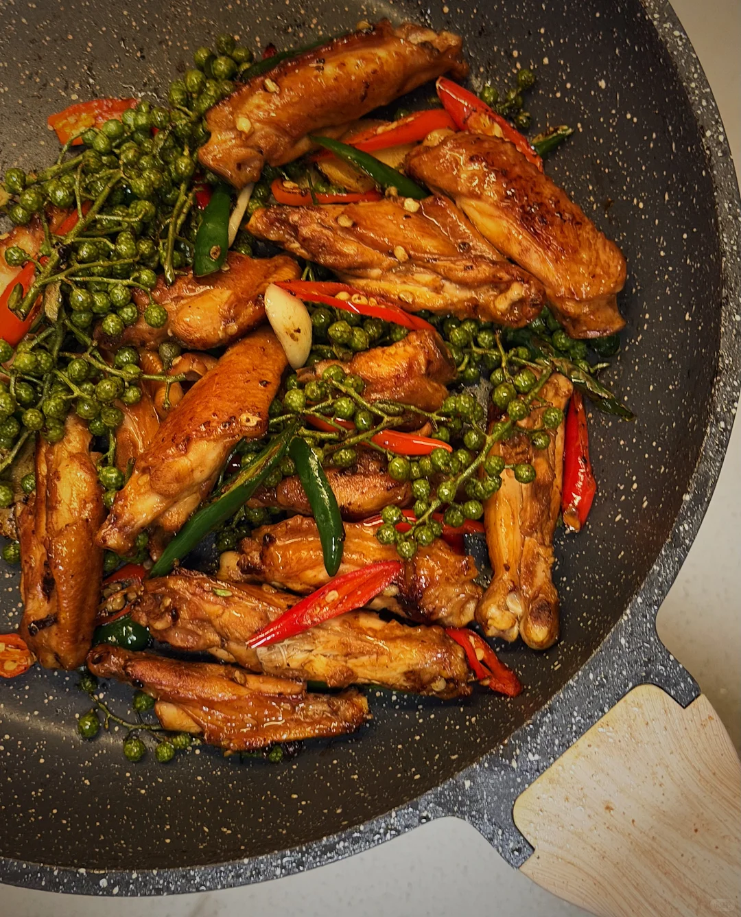 食事缝心 | 麻香入魂的青花椒鸡翅🌶️