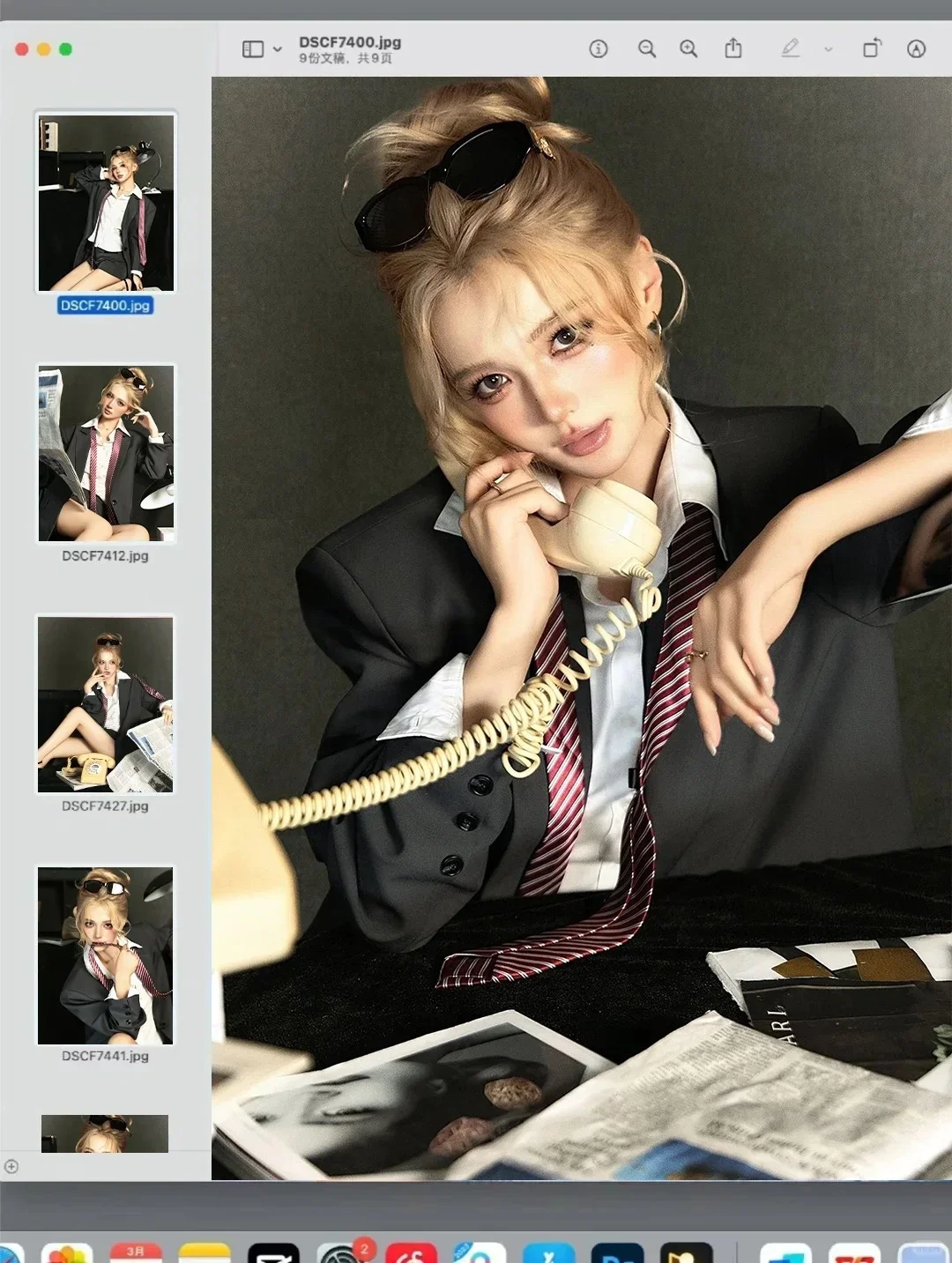 美式辣妹写真｜又拽又辣的办公室性感风💼