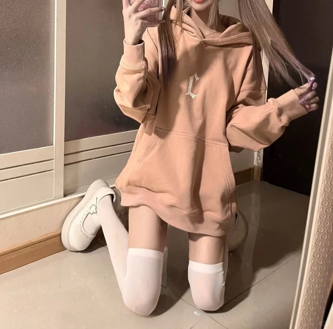#白丝推荐 #约会穿搭心机 #纯欲风穿搭 #腿