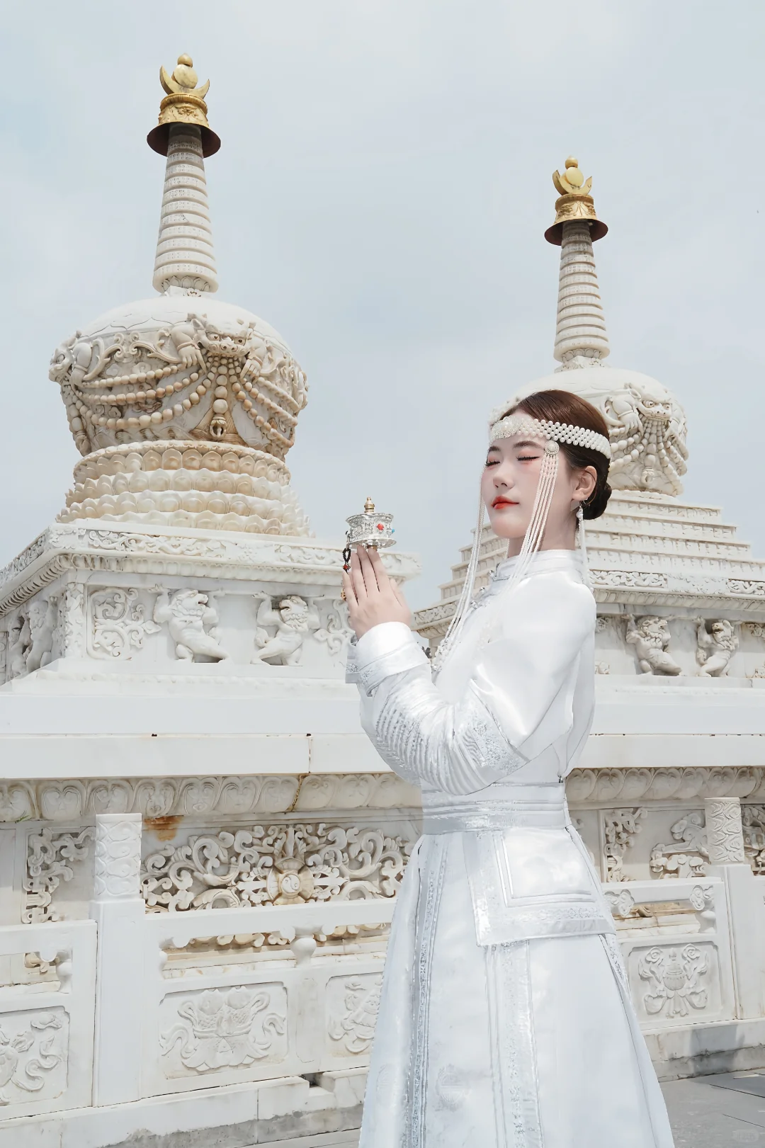 来拍一组这样的写真