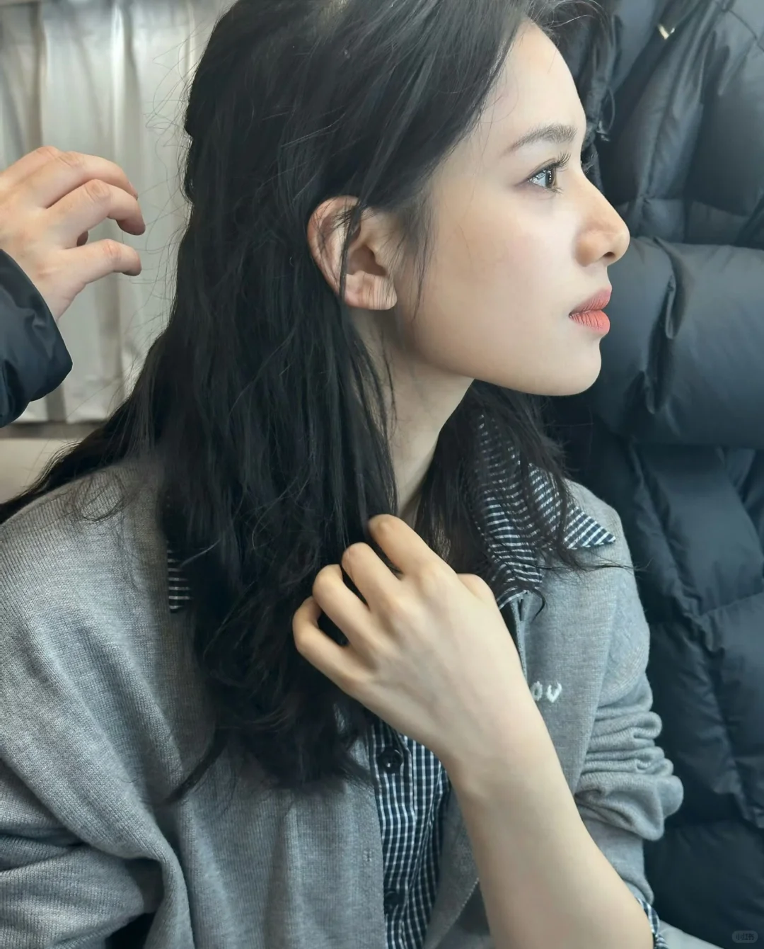 谁来懂一下张婧仪雕塑般的脸。。。