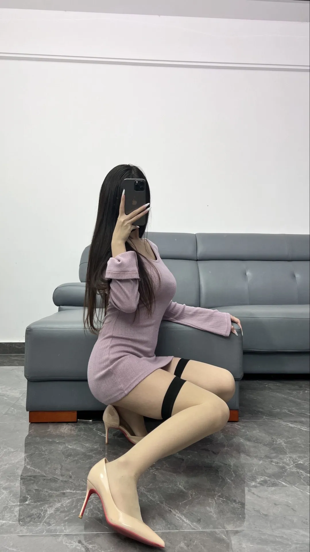 这样穿真的很御姐！肉色黑边