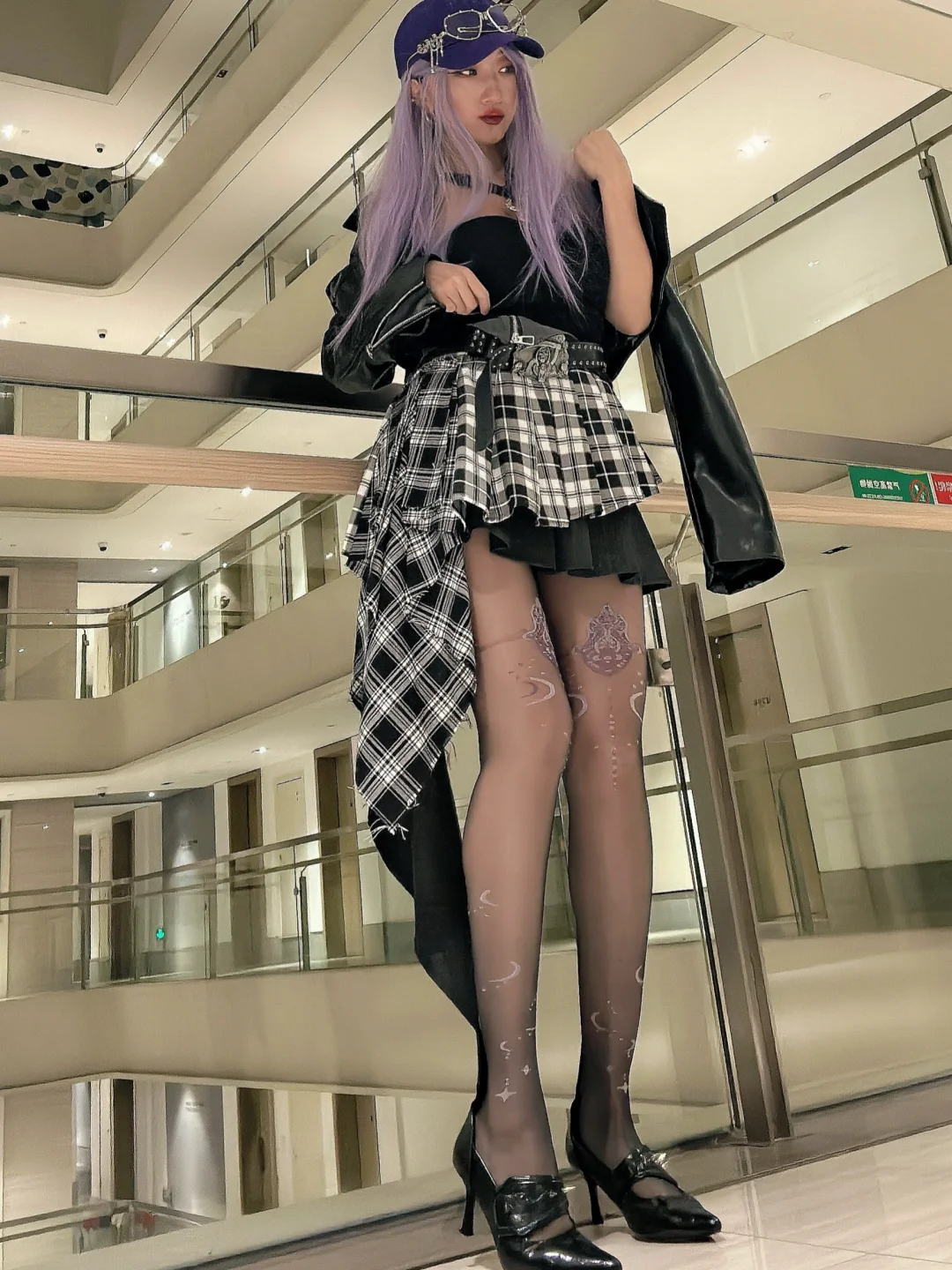 漫画穿搭拍照