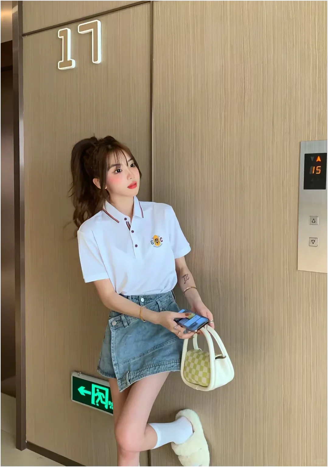 在吗 看看腿-