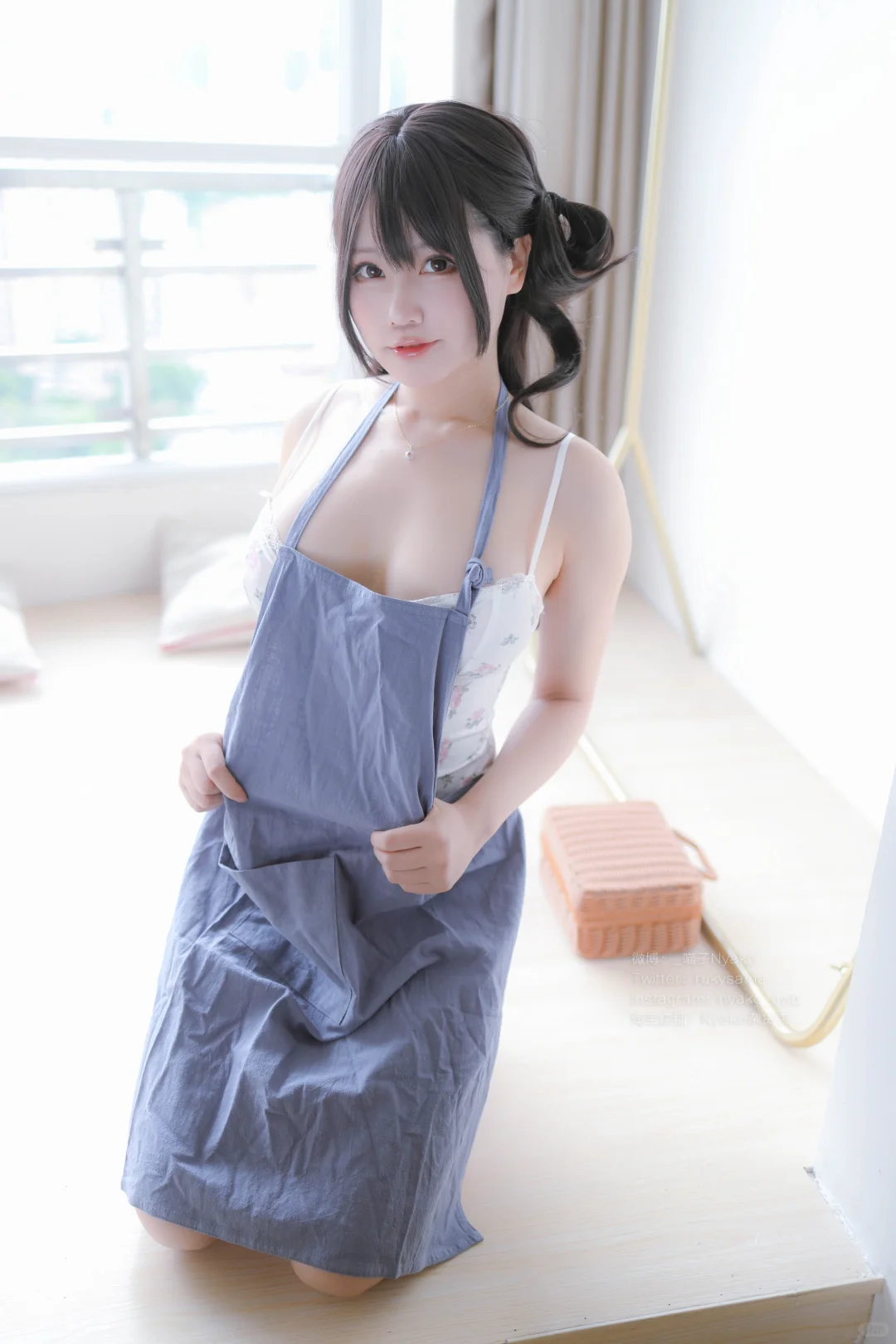 【写真集9】 Nyako喵子 | 《姐姐》