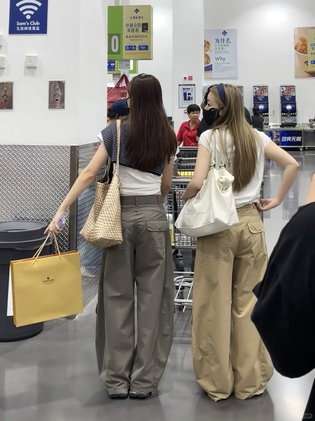 买了这条裤子这辈子算是定型了。。。