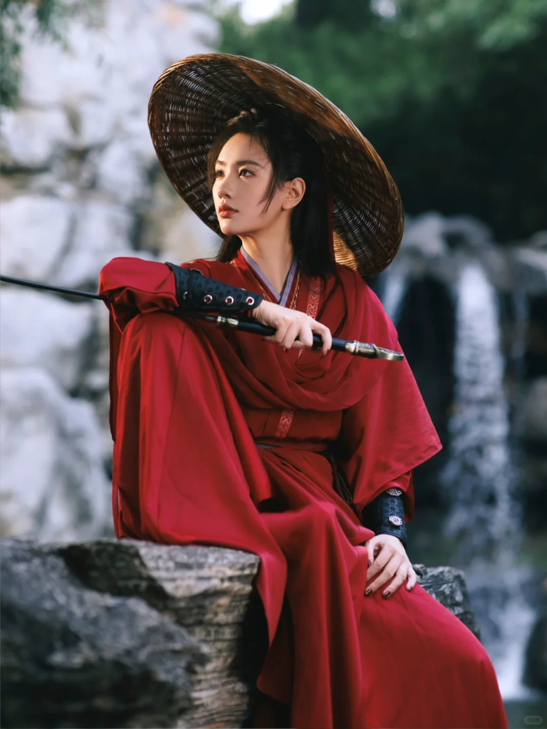 红衣少侠