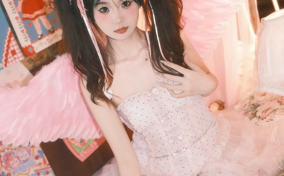 梦幻少女核，粉色💕小天使👼🏻 | 西安约拍