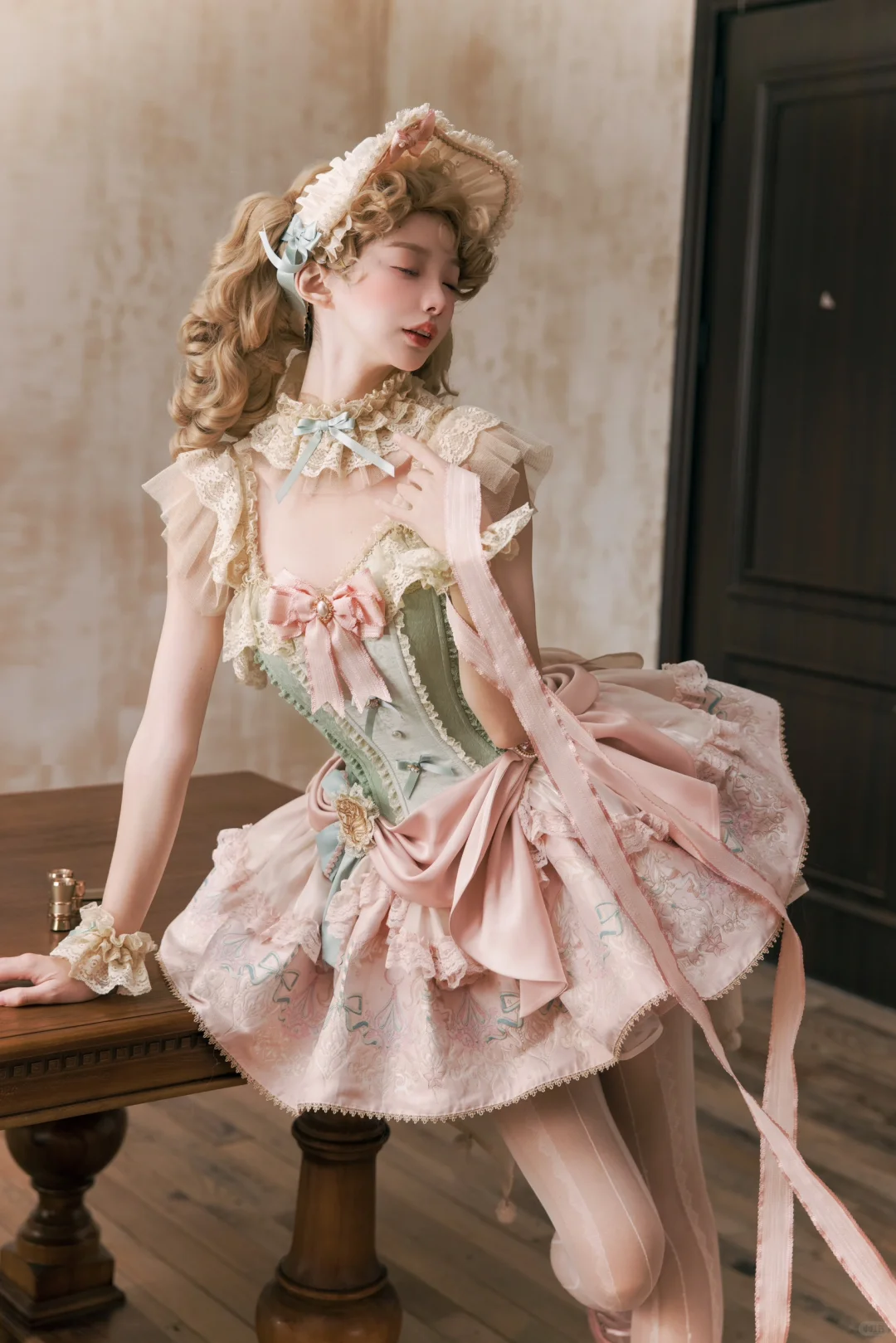 Dancing Doll