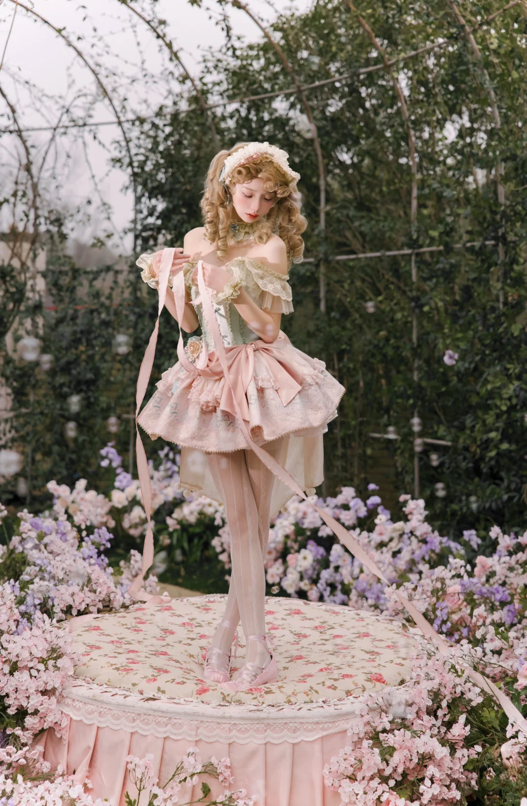 Dancing Doll