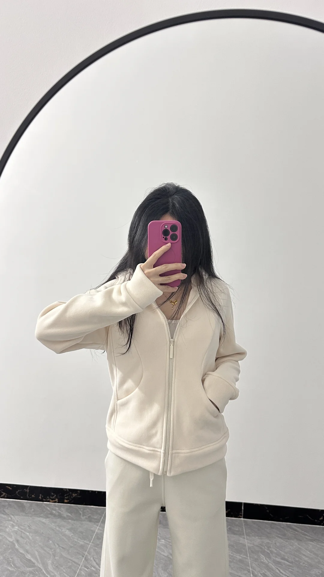 瑜伽服外穿居然这么绝！奶白软fufu 🤍