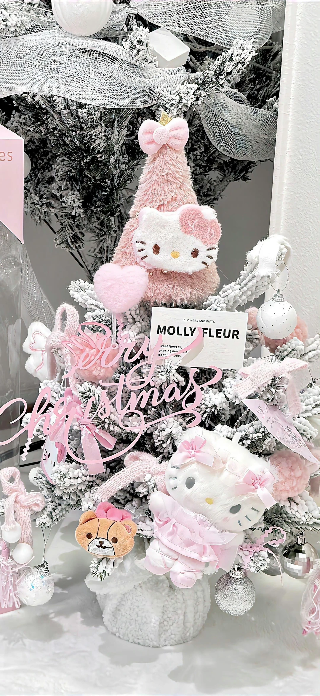 当我在冬天拥有了一套hello kitty壁纸后