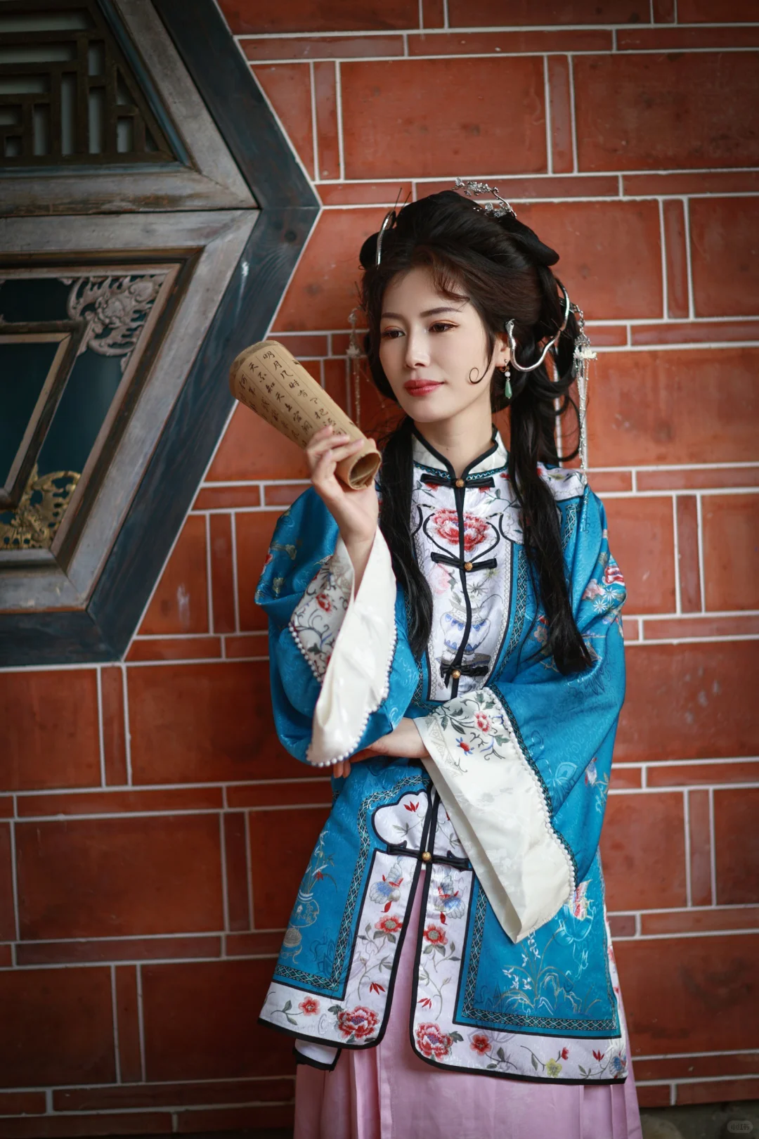 唯美清漢女