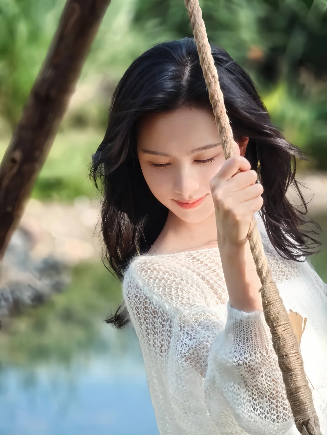 此女太过美好