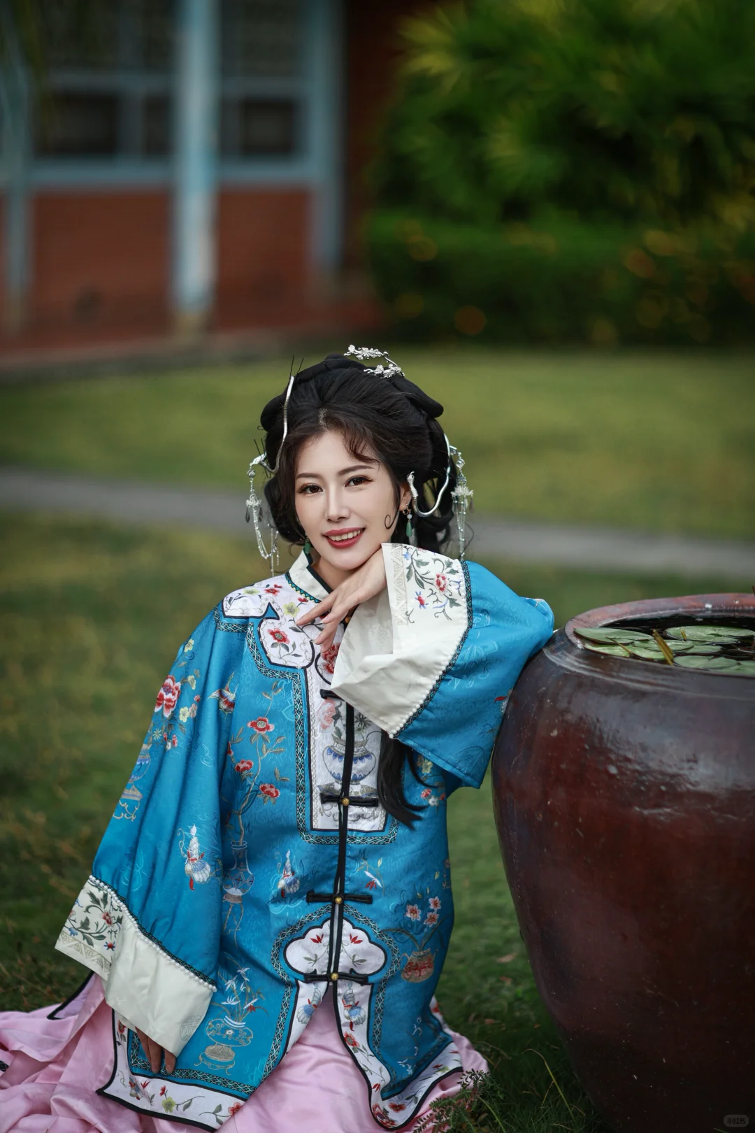 唯美清漢女