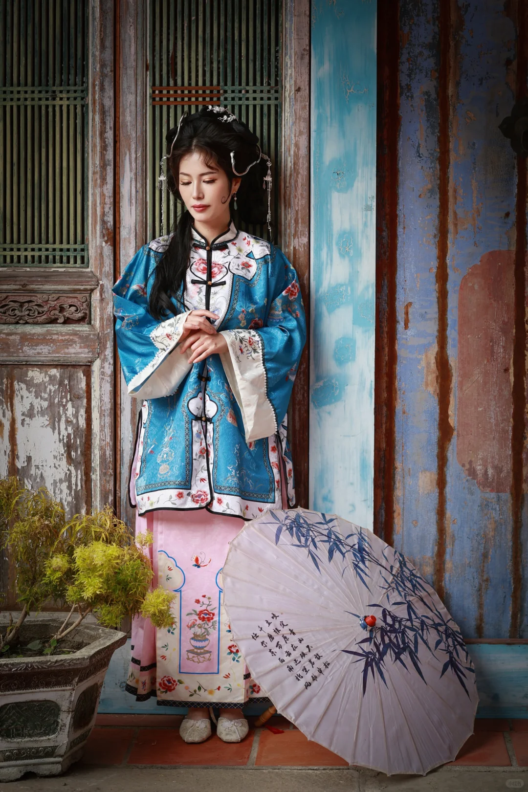 唯美清漢女