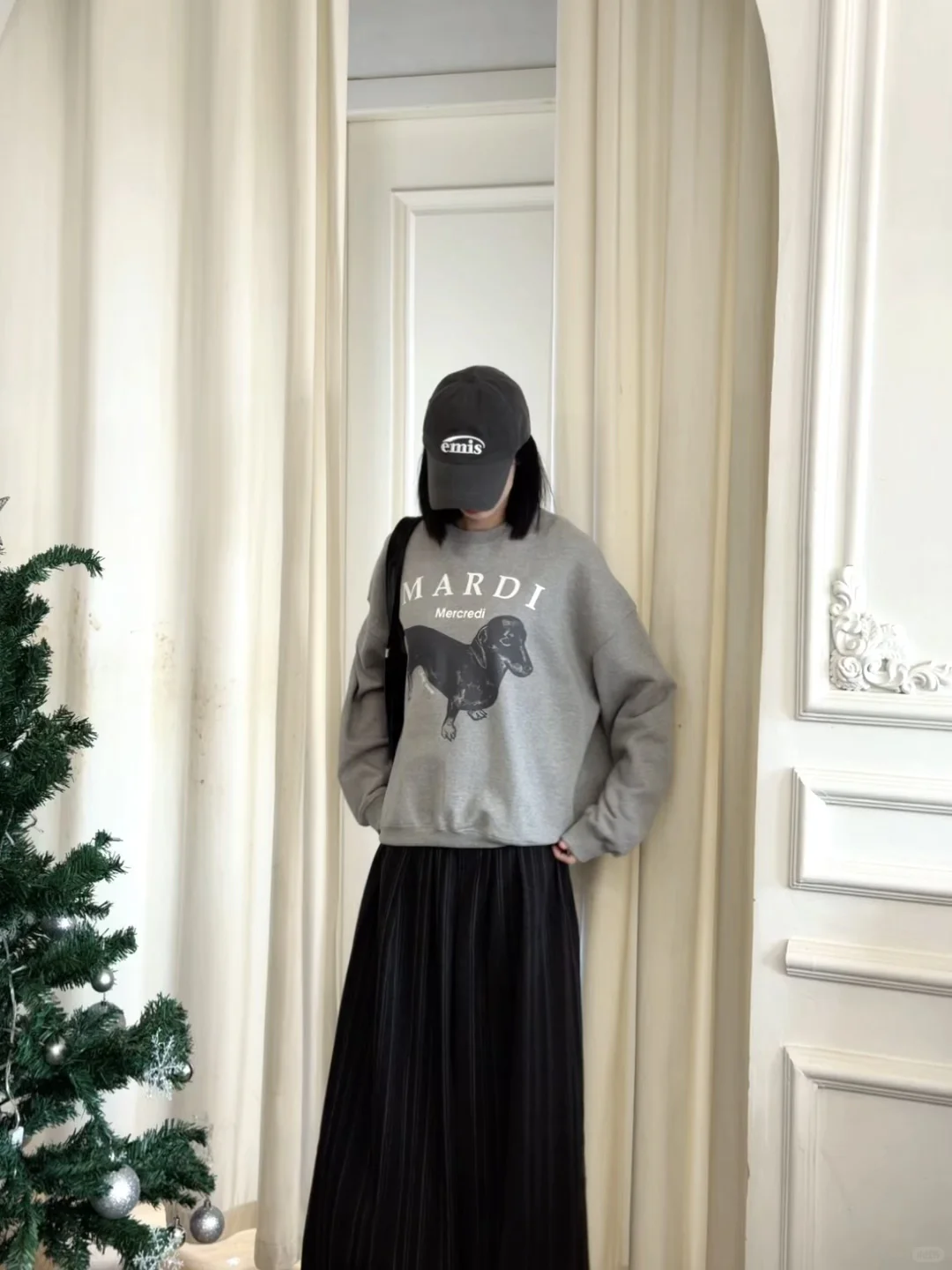 🇰🇷Mardi腊肠狗卫衣🩶慵懒韩女既视感