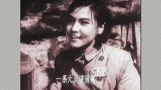 方中云讯:歌曲《我的祖国》赏析