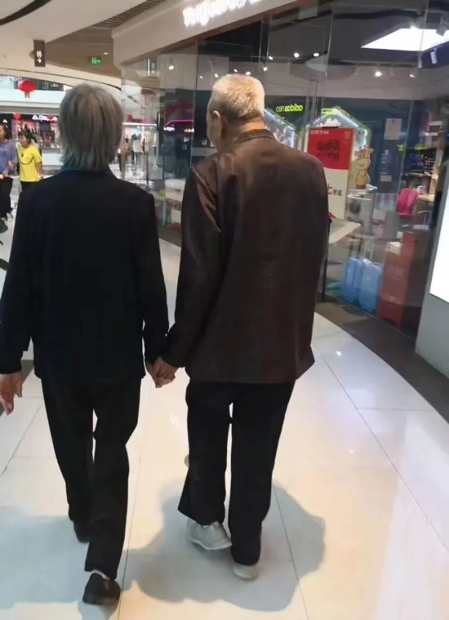 七夕一阕歌:长恨千古月,最念犟骨白头人
