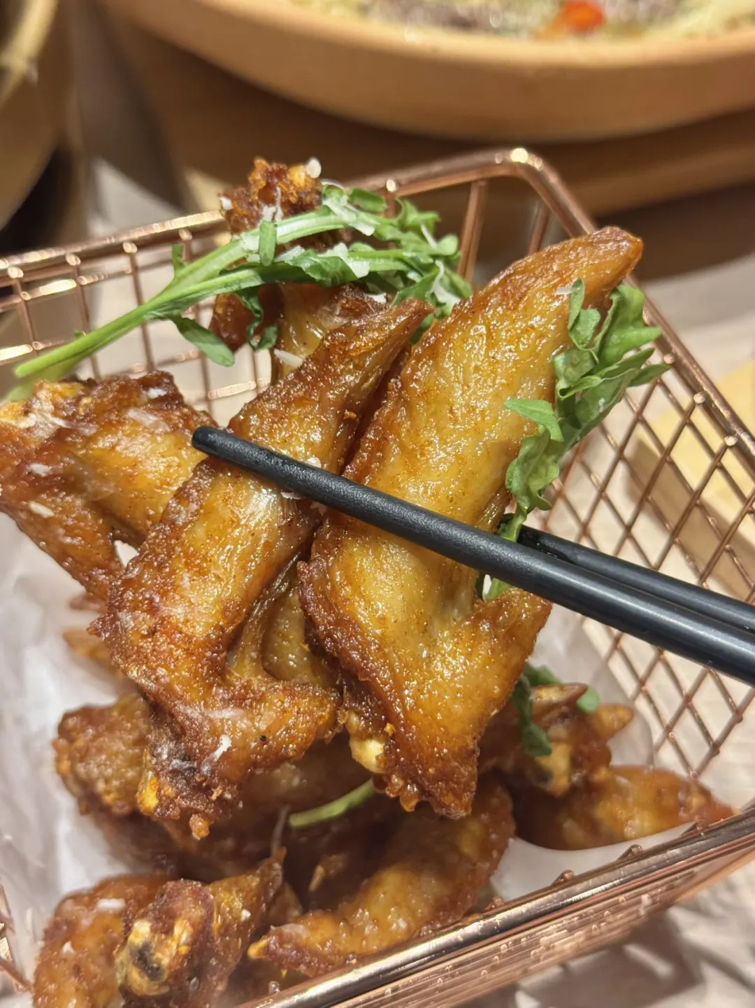 南京十年越南老店升级！酸汤石斑鱼鲜到掉眉！