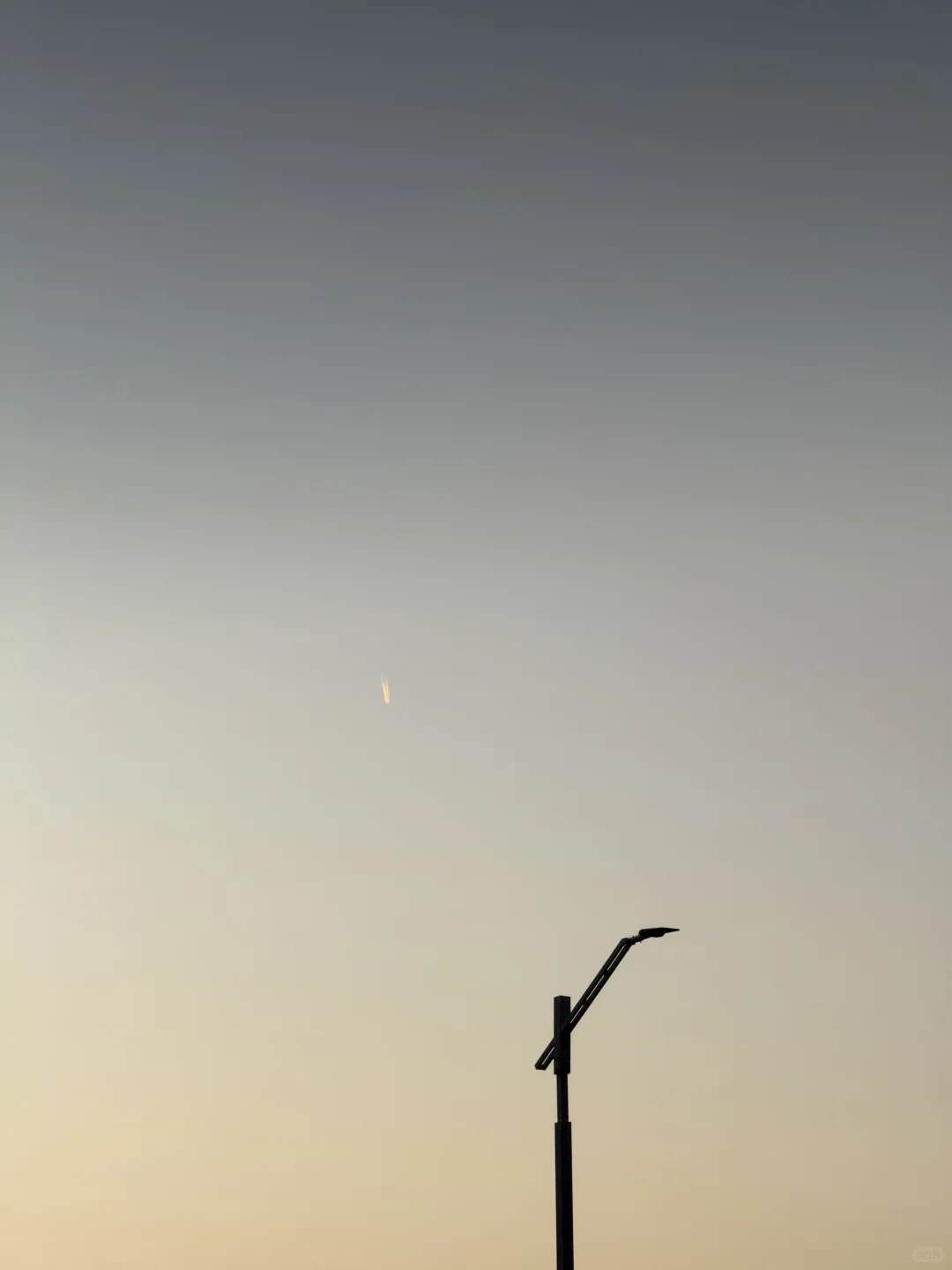 12/15 17:10左右谁在南京上空看见了这个