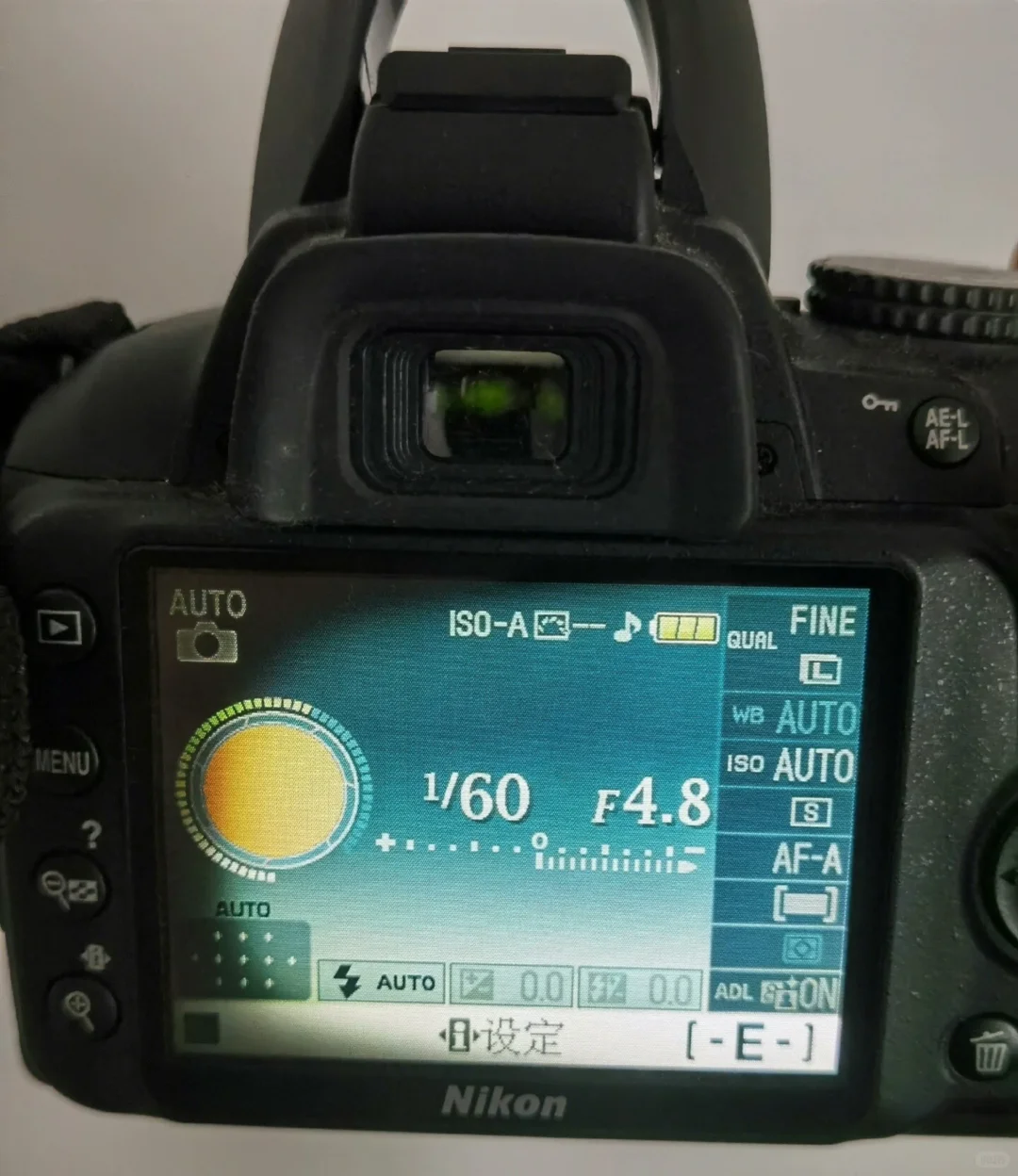 ÷ 广州闲置 尼康d3000+18-55