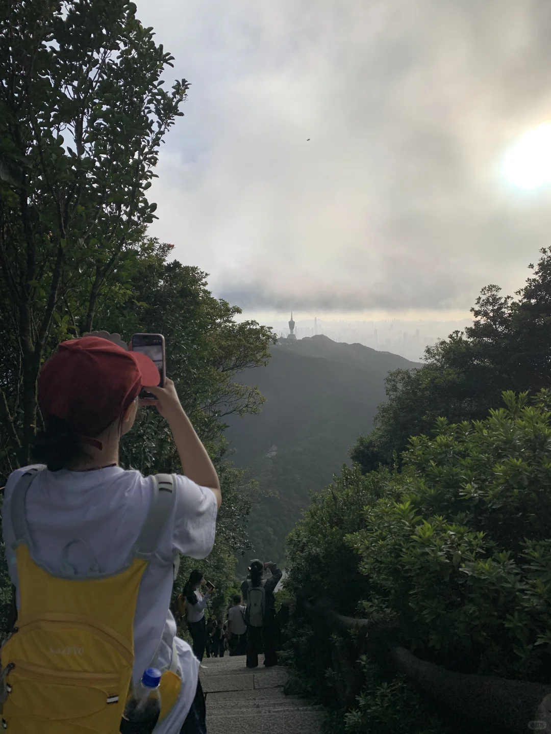 深圳类似梧桐山这样的地方还有什么推荐！