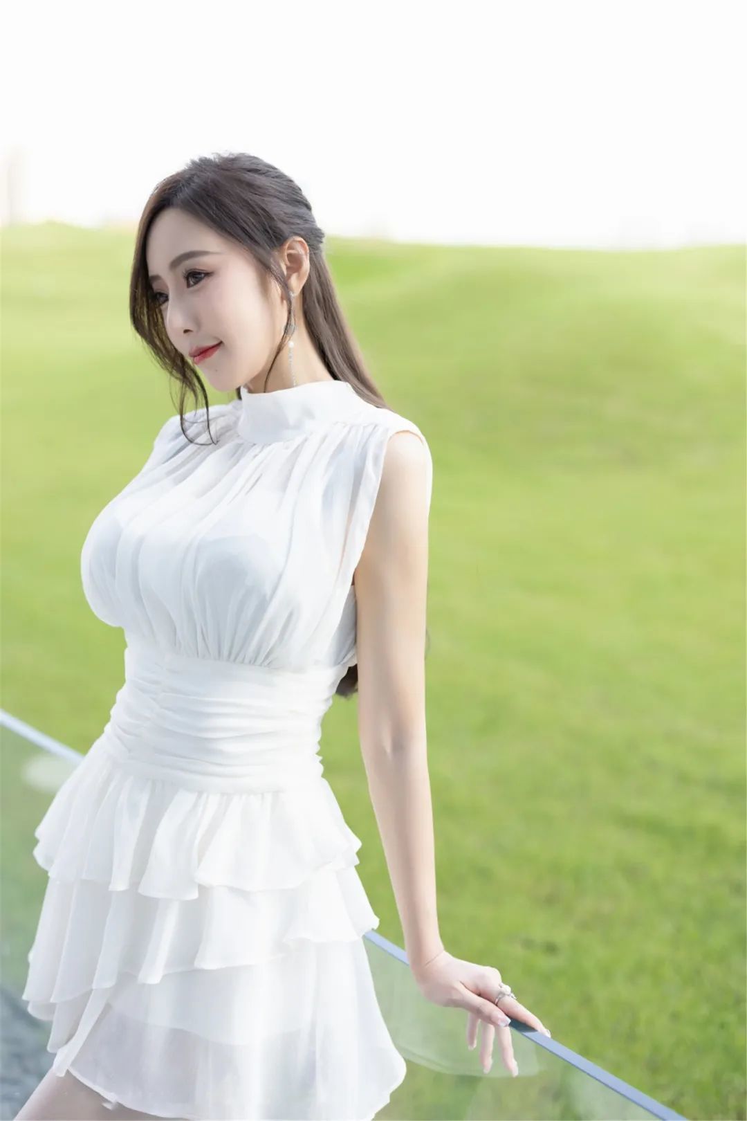 秀人集模特写真：王馨瑶，纯白少女美如画「摄影评测与赏析」