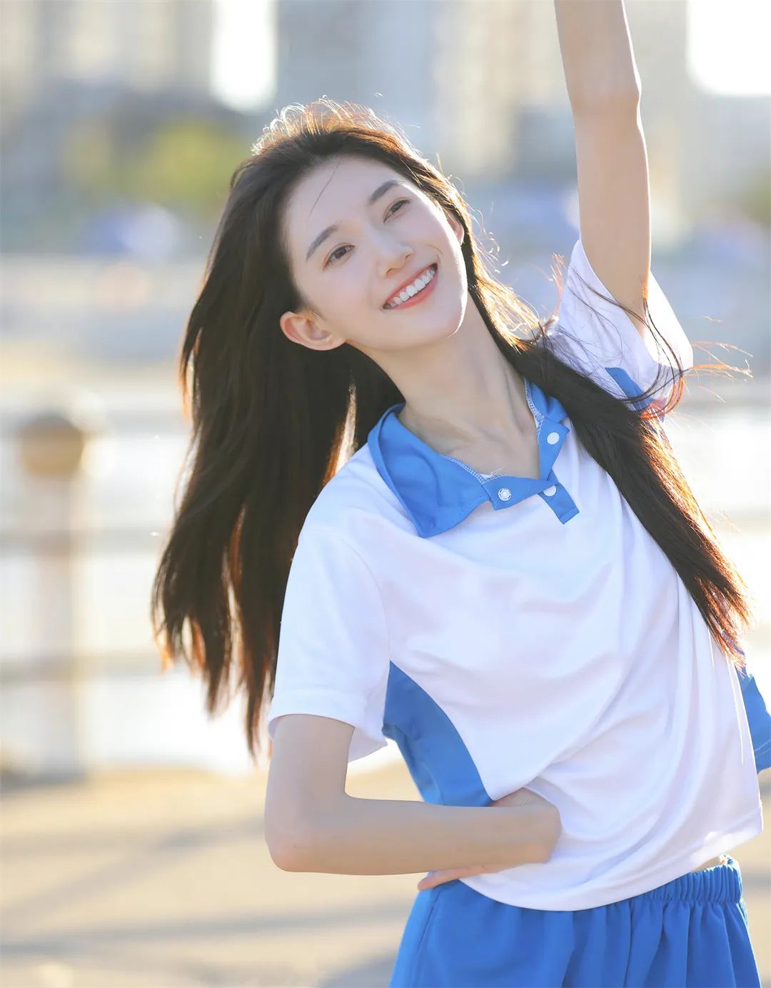 三角区今日颜值短发透明，时尚辣妈丰满女生夏天街拍瑜伽裤背影户型 | 黑料正能量